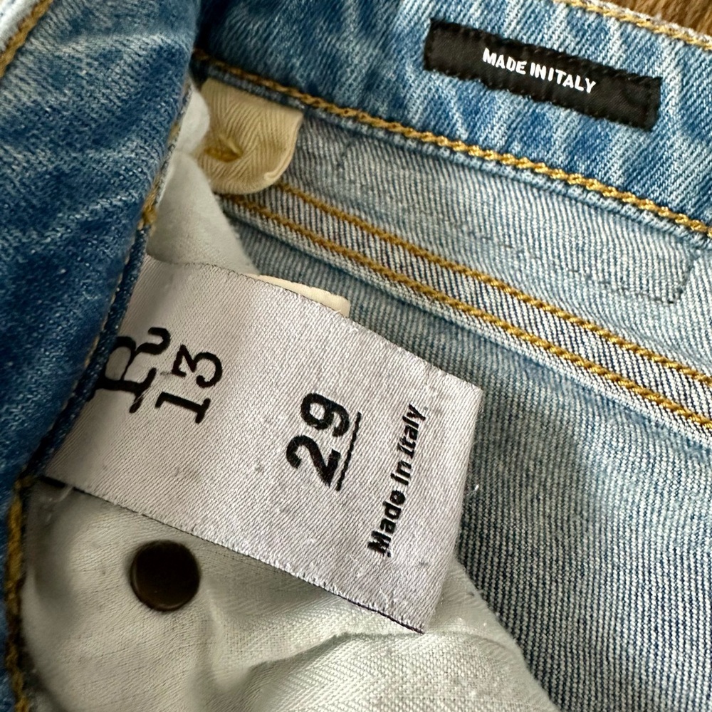 Classic Blue Women's Jeans - Picture 3 of 4